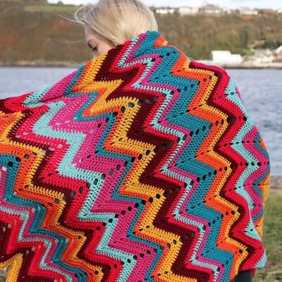 Crochet Chevron Retro Blanket Pattern by Annie Design