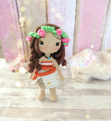 Amigurumi Moana Disney Princess Crochet Pattern by Creacionespopalina