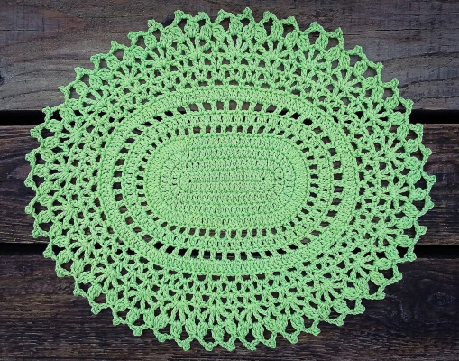 Blooming Ivy Oval Doily Table Runner by KristinesCrochets
