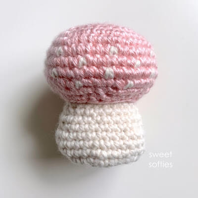 Mushroom Box Free Crochet Pattern by Sweet Softies