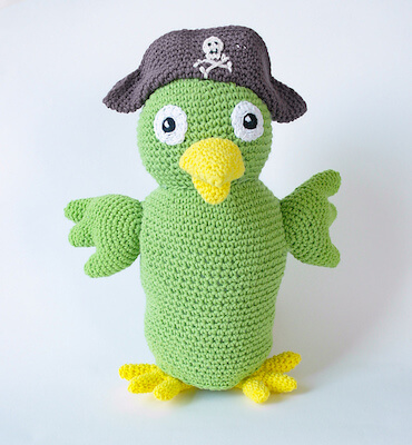 Captain Jack Parrot, The Pirate Crochet Pattern by Erika Elfsberg