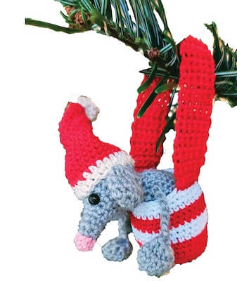 Christmas Rat Crochet Pattern by Niwolu Creations
