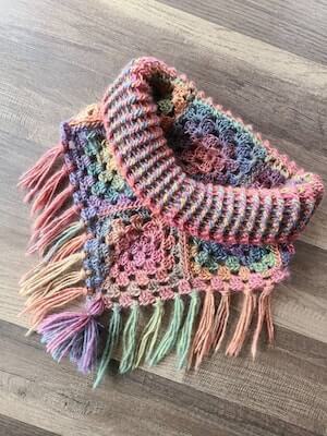 Jeweled Granny Crochet Collar Pattern by Jess Makes A Mess