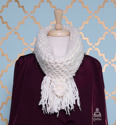 Loveheart Crochet Cowl Collar Pattern by Bored Knitless