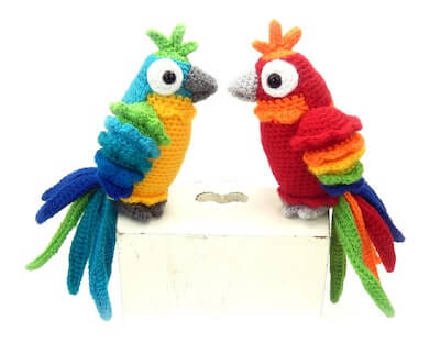 Paulo And Paula Parrot Amigurumi Crochet Pattern by Moji Moji Design