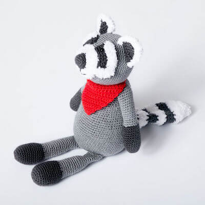 Rocky, The Raccoon Crochet Pattern by Yarnspirations