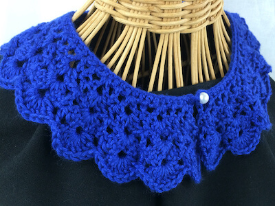 Shell Lace Collar Crochet Pattern by Kathleen Rinks