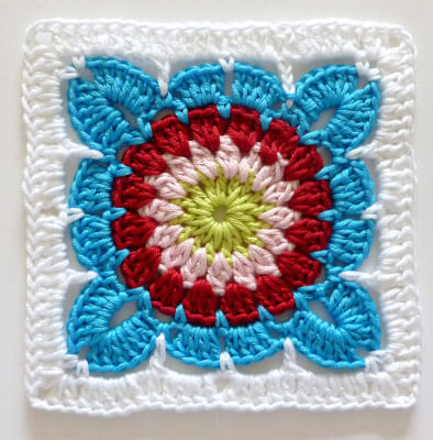 Floral Crochet Granny Square Pattern by LubaDaviesAtelier