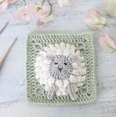 Lamb Square Crochet Pattern by ThoresbyCottage