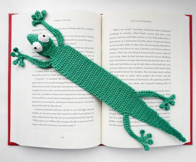 Amigurumi Lizard Crochet Bookmark Pattern by Supergurumi