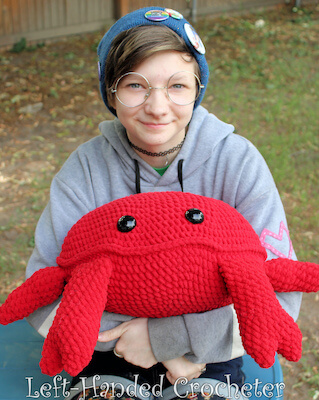 Giant Crab Crochet Pattern by Left-Handed Crocheter