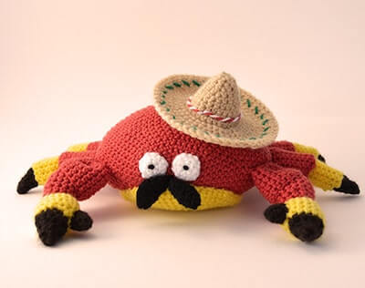 Mexican Crab Crochet Pattern by Vliegende Hollander
