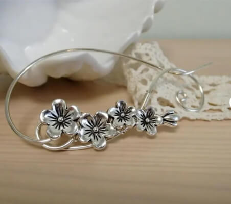 Flower Brooch Silver Wire Pin by NataliStudio
