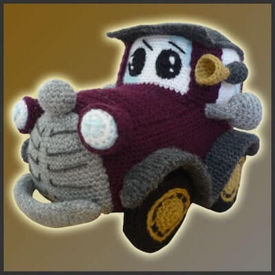 Amigurumi Crochet Classic Car Pattern by Delicious Crochet