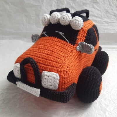 Amigurumi Jeep Car Pattern by Plush Fairytale Shop