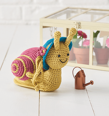 Maximilian, The Snail Crochet Pattern by Vanessa Mooncie