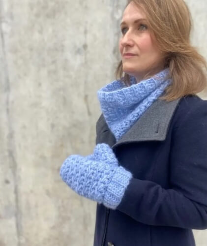 Crochet Feather Stitch Mittens and Cowl Set by Han Jan Crochet
