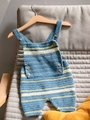 Crochet Baby Overalls Pattern by Knitting With Chopsticks