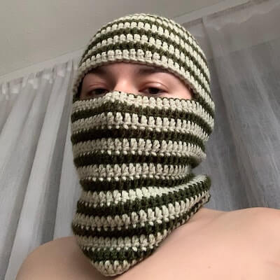 Crochet Swirl Balaclava Pattern by Crochet Queef