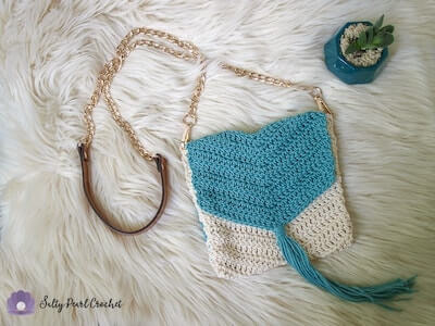 Easy Boho Crochet Purse Pattern by Salty Pearl Crochet