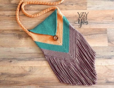 Fringed Chevron Purse Free Crochet Pattern by Yay For Yarn