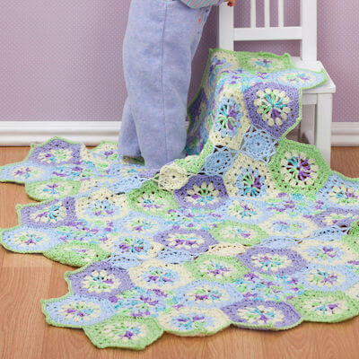 Hexagon Baby Blanket Crochet Pattern by Red Heart