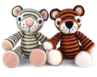 Thomas, The Tiger Crochet Pattern by Moji Moji Design