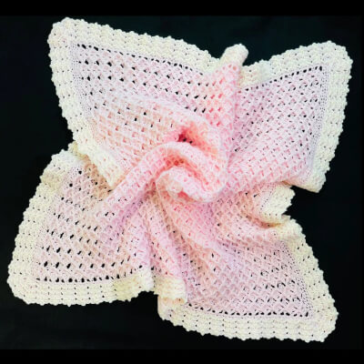 Crochet Baby Blanket with 3D Crochet Fan Stitch Pattern by crochetforbabystore