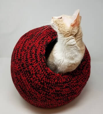 Cat Pod Crochet Pattern by Alley Cats And Angels