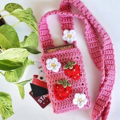 Crochet Strawberry Phone Bag Pattern by Eclectic Jess Crochet