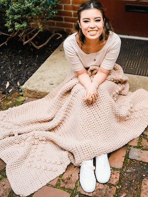 Free Chunky Crochet Blanket Pattern by TL Yarn Crafts