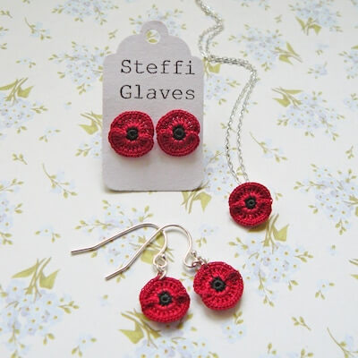 Micro Crochet Poppy Jewelry Pattern by Steffi Glaves