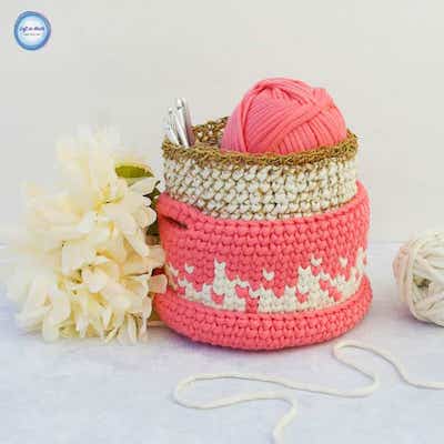 Quick Cochet Nesting Baskets Pattern by Left In Knots