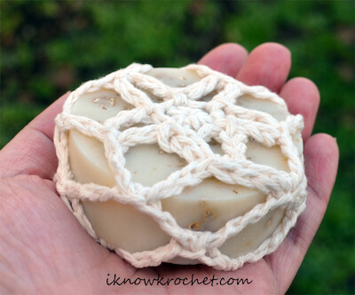 Star Net Round Soap Saver Crochet Pattern by I Know Krochet