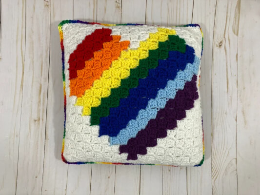 C2C Crochet Rainbow Heart Pillow Pattern by NinjaBunnyCrochet