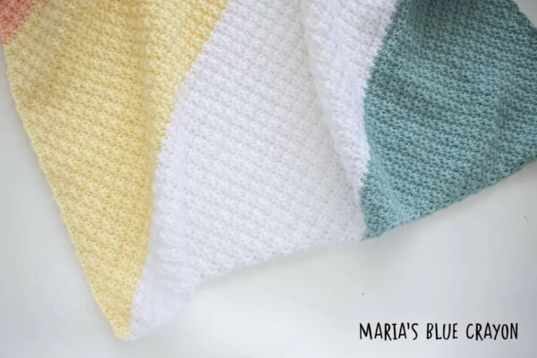 Crochet Corner to Corner Silt Blanket Pattern by Maria’s Blue Crayon