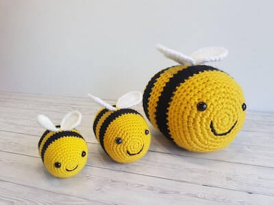 Amigurumi Bumble Bee Pattern by Crafting Happiness UK