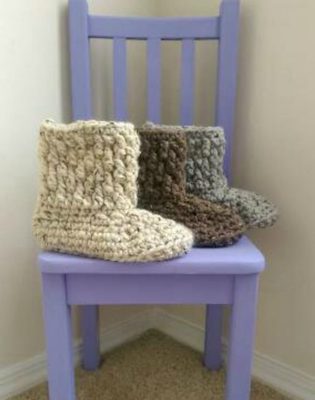 Brickwork Slipper Boots Crochet Pattern by The Lavender Chair