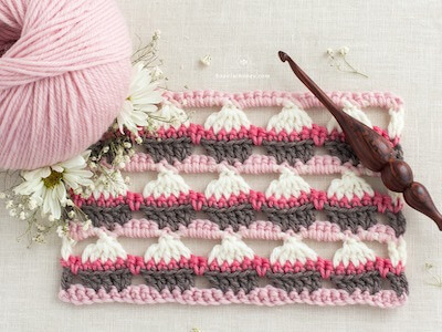 Crochet Cupcake Stitch by Hopeful Honey