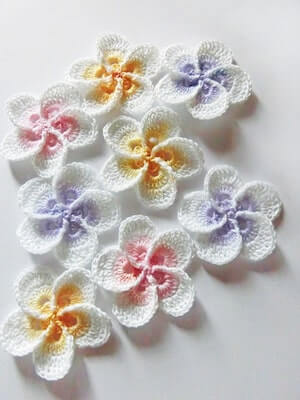 Crochet Plumeria Flowers For Hats by Gool Gool