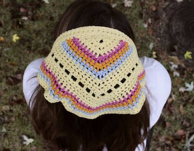 Crochet Venice Beach Bandana Pattern by Lucky Penny Craft Co