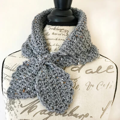 Keep Me Warm Neck Warmer Crochet Pattern by SimplyHookedbyJanet