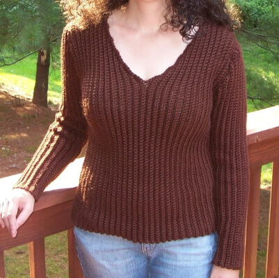 Vertical Rib Crochet Sweater Pattern by fmlcrochet