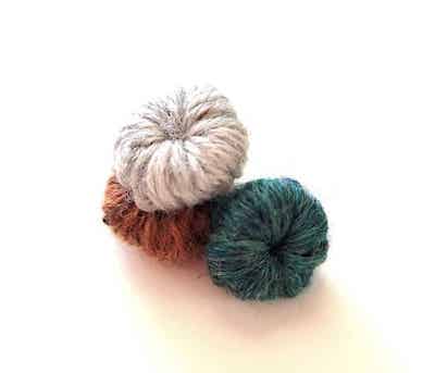 Crochet Buttons by Knitter Knotter