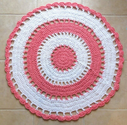 Beautiful Crochet Circle Area Rug Pattern by Jayda In Stitches