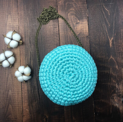 Crocheting A Circle Purse Tutorial by KnitcroAddict