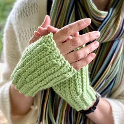 Halfmitts Easy Crochet Fingerless Gloves Pattern by MakewayCreativeCo