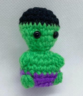 Mini Hulk Amigurumi Pattern by Pocket Yarnlings