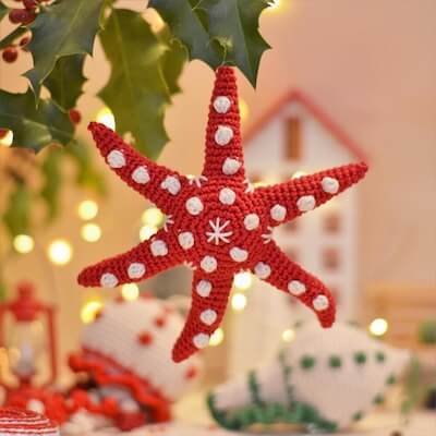 Starfish Ornament Crochet Pattern by Natalia Manfre