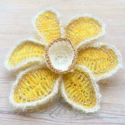 Wire Crochet Flower Pattern by Emma Leith